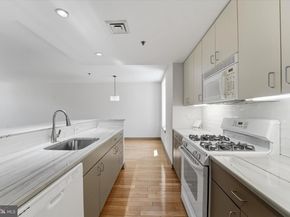 6614 Germantown Avenue 2C, Philadelphia PA 19119