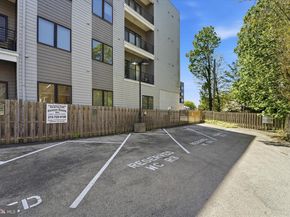6614 Germantown Avenue 2C, Philadelphia PA 19119