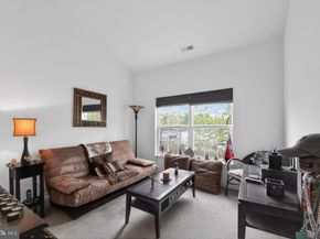 290 Byberry Road 8, Philadelphia PA 19116