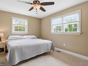 83 Wrenwood Way, Newtown PA 18940