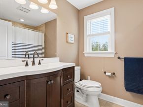83 Wrenwood Way, Newtown PA 18940
