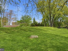83 Wrenwood Way, Newtown PA 18940