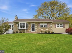 83 Wrenwood Way, Newtown PA 18940