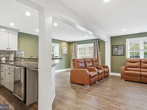 83 Wrenwood Way, Newtown PA 18940