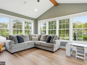 83 Wrenwood Way, Newtown PA 18940