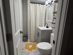 9001 Ridge Avenue 23, Philadelphia PA 19128