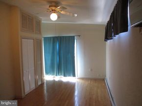 2126 South Street, Philadelphia PA 19146