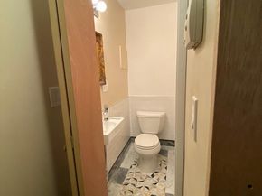 2126 South Street, Philadelphia PA 19146