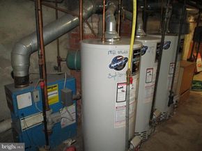 2126 South Street, Philadelphia PA 19146