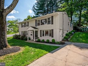 1109 Hillcrest Drive SW, Vienna VA 22180