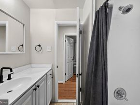 1109 Hillcrest Drive SW, Vienna VA 22180