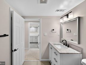 1109 Hillcrest Drive SW, Vienna VA 22180