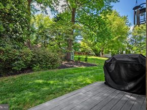 1109 Hillcrest Drive SW, Vienna VA 22180