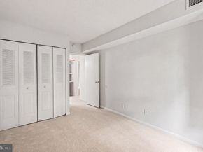 2247 Castle Rock Square 12C, Reston VA 20191