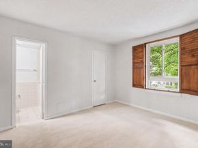 2247 Castle Rock Square 12C, Reston VA 20191