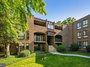 11240 Chestnut Grove Square 157, Reston VA 20190