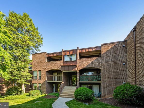 11240 Chestnut Grove Square 157, Reston VA 20190