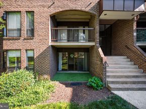 11240 Chestnut Grove Square 157, Reston VA 20190