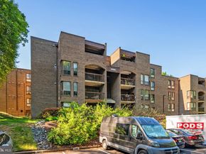 11240 Chestnut Grove Square 157, Reston VA 20190