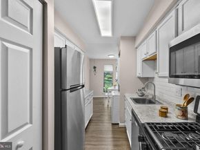 11240 Chestnut Grove Square 157, Reston VA 20190