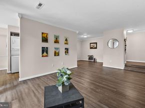 11240 Chestnut Grove Square 157, Reston VA 20190