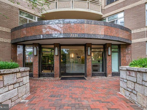 7111 Woodmont Avenue 308, Bethesda MD 20815