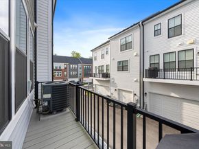 7413 Rocky Creek Terrace, Annandale VA 22003