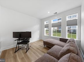 7413 Rocky Creek Terrace, Annandale VA 22003