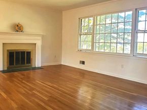 6449 Johns Road, Falls Church VA 22043