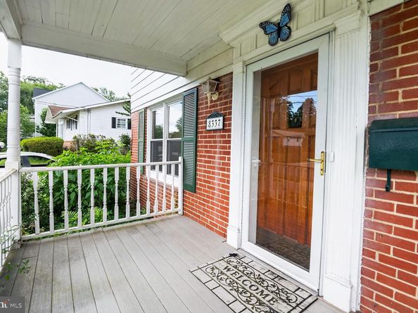 8337 Carnegie Drive, Vienna VA 22180