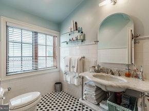 119 Catharine Street, Philadelphia PA 19147