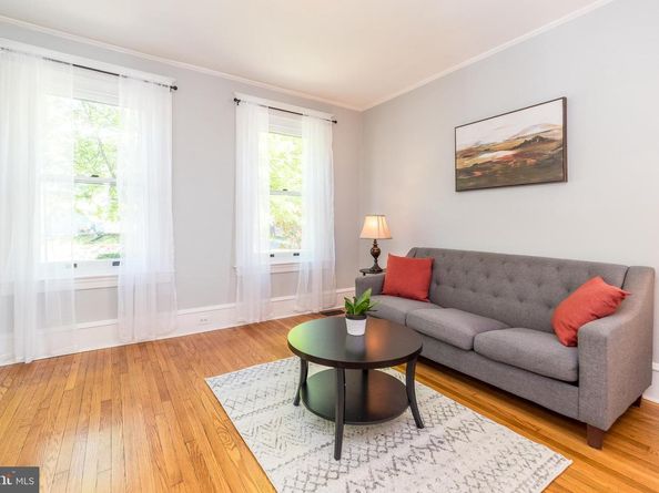 143 Mechanics Street, Doylestown PA 18901