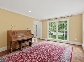 1210 Cameo Court, Herndon VA 20170