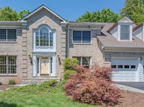 1210 Cameo Court, Herndon VA 20170