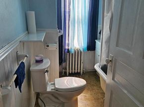 2266 Jenkintown Road, Glenside PA 19038