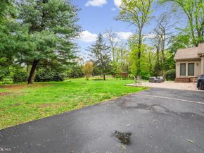 612 Double Woods Road, Langhorne PA 19047