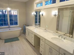 20269 Island View Court, Sterling VA 20165