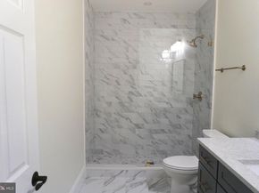 20269 Island View Court, Sterling VA 20165