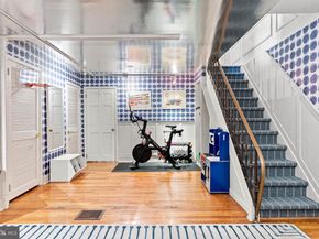 642 Pine Street, Philadelphia PA 19106