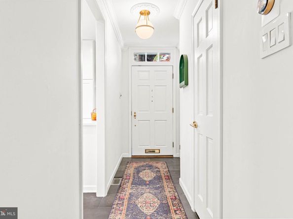 642 Pine Street, Philadelphia PA 19106