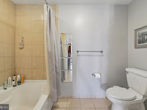 910 M Street NW 918, Washington DC 20001