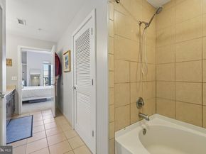 910 M Street NW 918, Washington DC 20001
