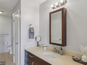 910 M Street NW 918, Washington DC 20001