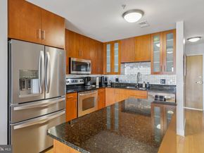 910 M Street NW 918, Washington DC 20001