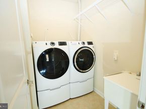 400 Oronoco Street, Alexandria VA 22314