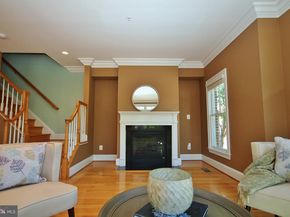400 Oronoco Street, Alexandria VA 22314