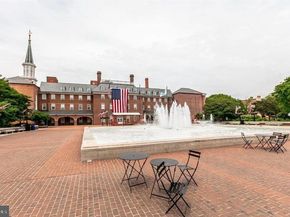400 Oronoco Street, Alexandria VA 22314