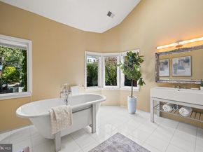 2319 Bancroft Place NW, Washington DC 20008