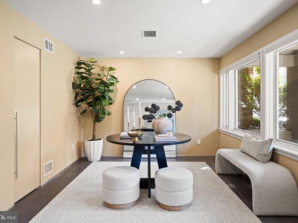 2319 Bancroft Place NW, Washington DC 20008