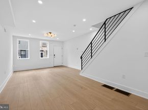 2033 S Mildred Street, Philadelphia PA 19148